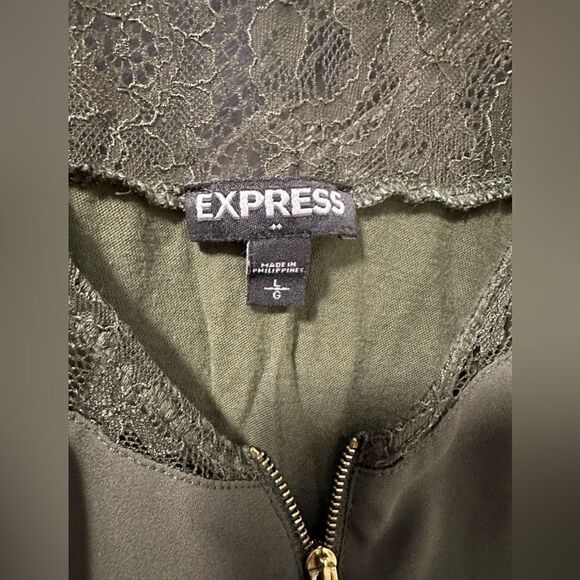 Express army green tank top with lace neckline size large - Picture 3 of 4
